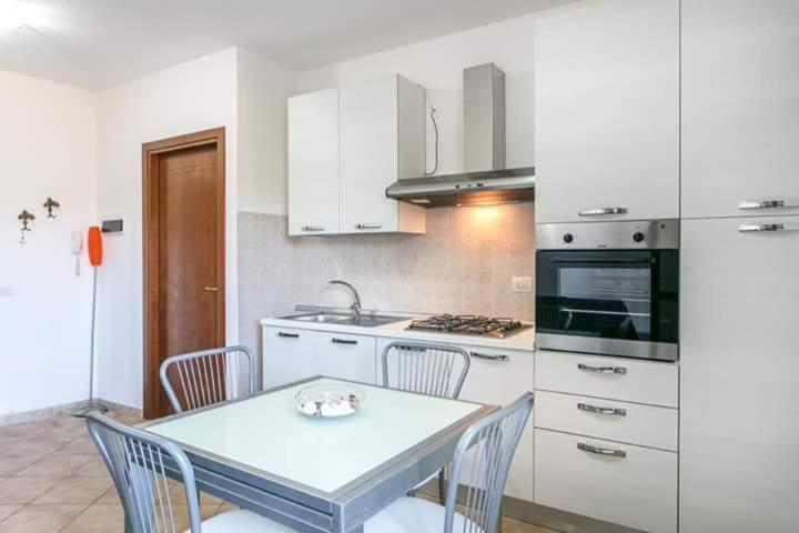 Casa Del Relax Apartment Olbia Bagian luar foto